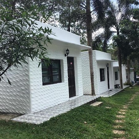 Baan Aunrak Resort Koh Chang Buitenkant foto